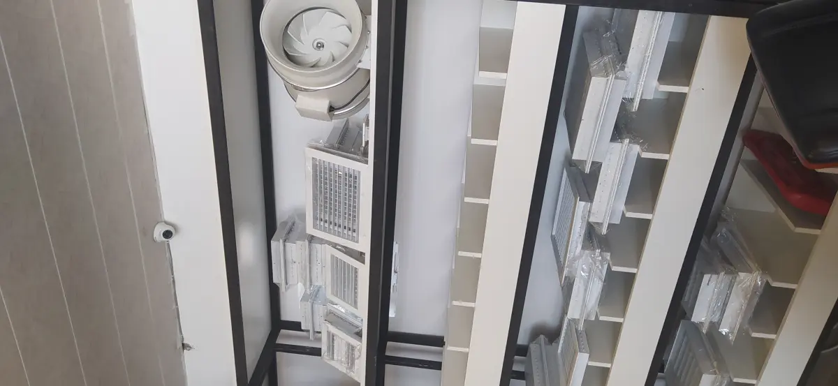 Mənfəz, silot, panjur