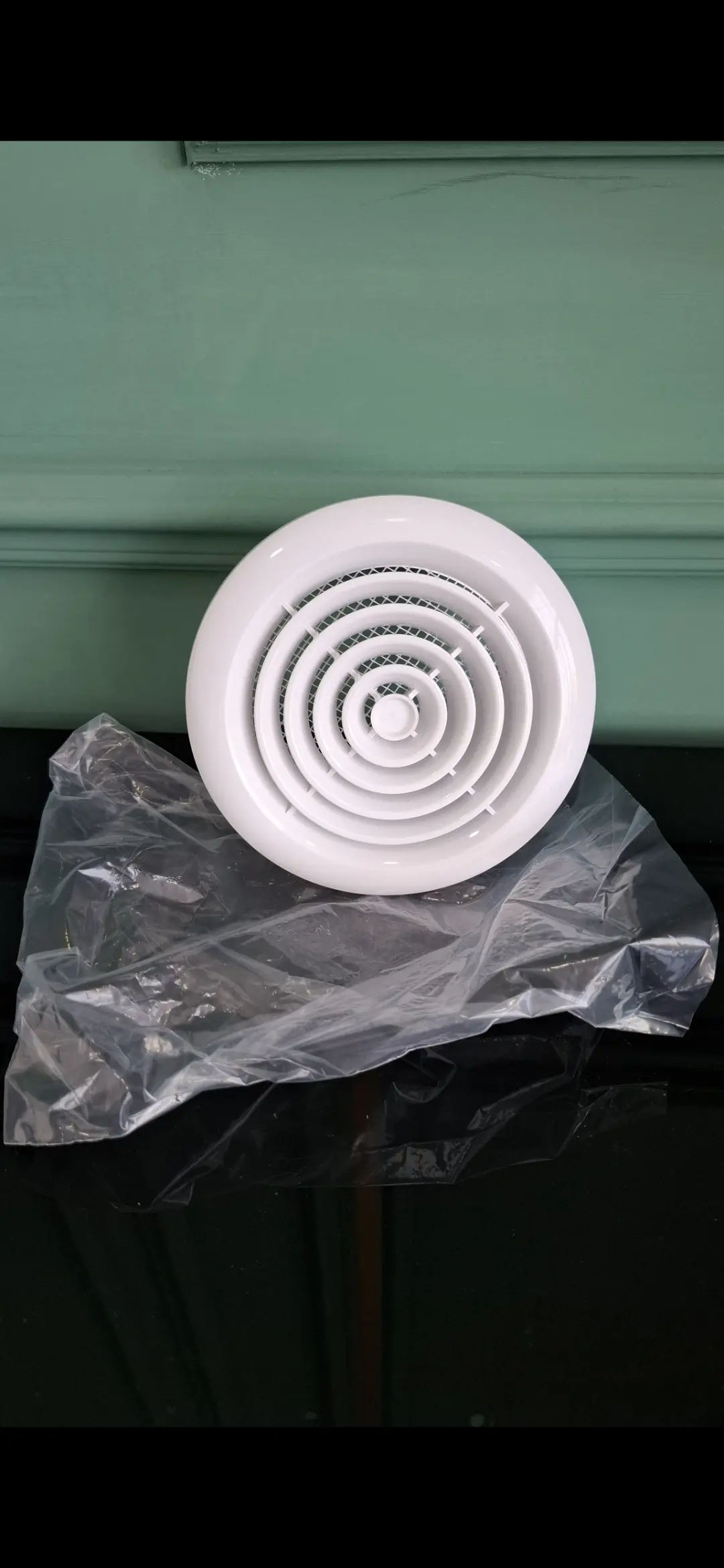 Animostat 100-lük. Plastik yumru mənfəz