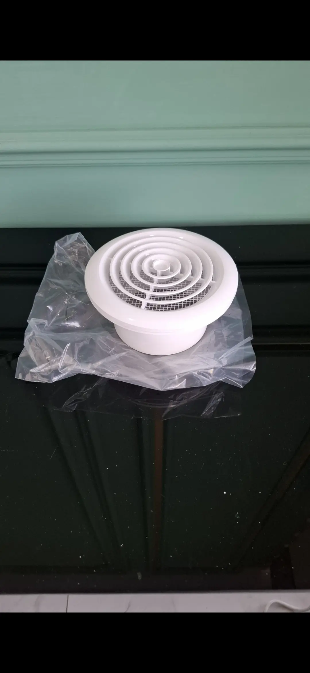 Animostat 100-lük. Plastik yumru mənfəz